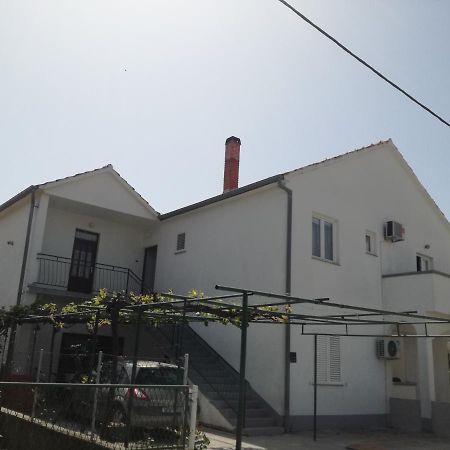 ביוגראד נה מורו Apartmani Lukacic מראה חיצוני תמונה