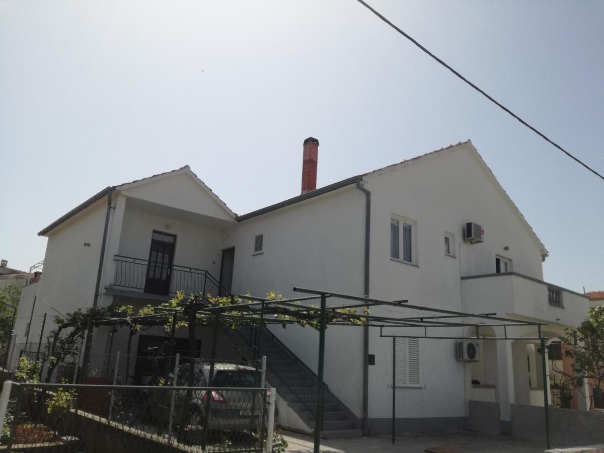 ביוגראד נה מורו Apartmani Lukacic מראה חיצוני תמונה